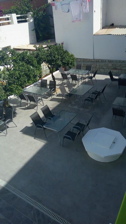Siren Rooms And Apartments Paros Exteriér fotografie