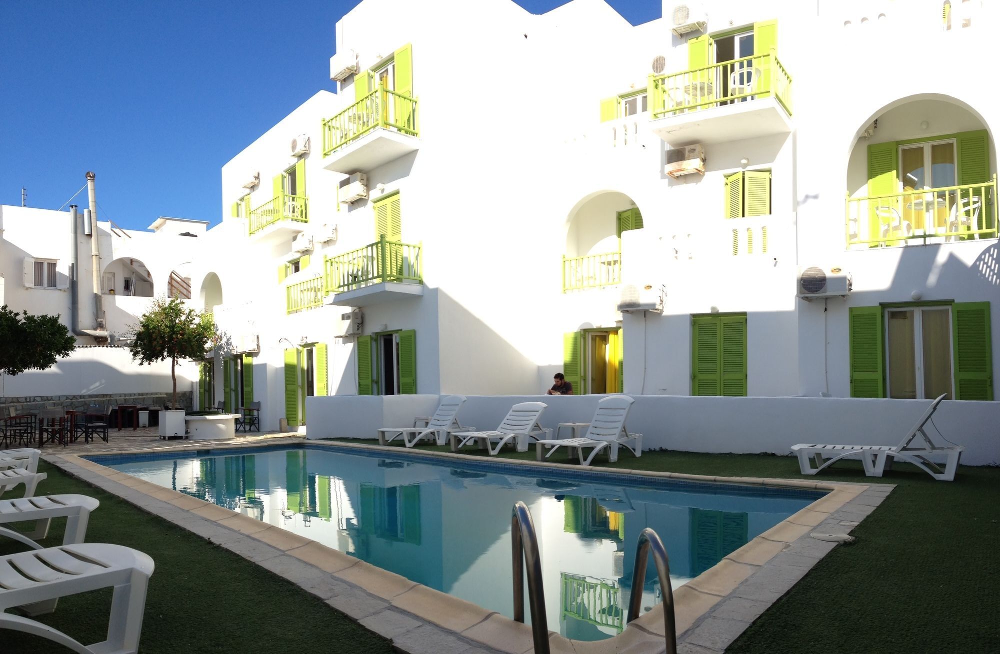 Siren Rooms And Apartments Paros Exteriér fotografie